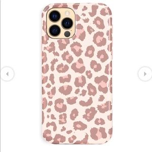 NWT Velvet Caviar Blush Leopard iPhone 12/12Pro MAGSAFE Case